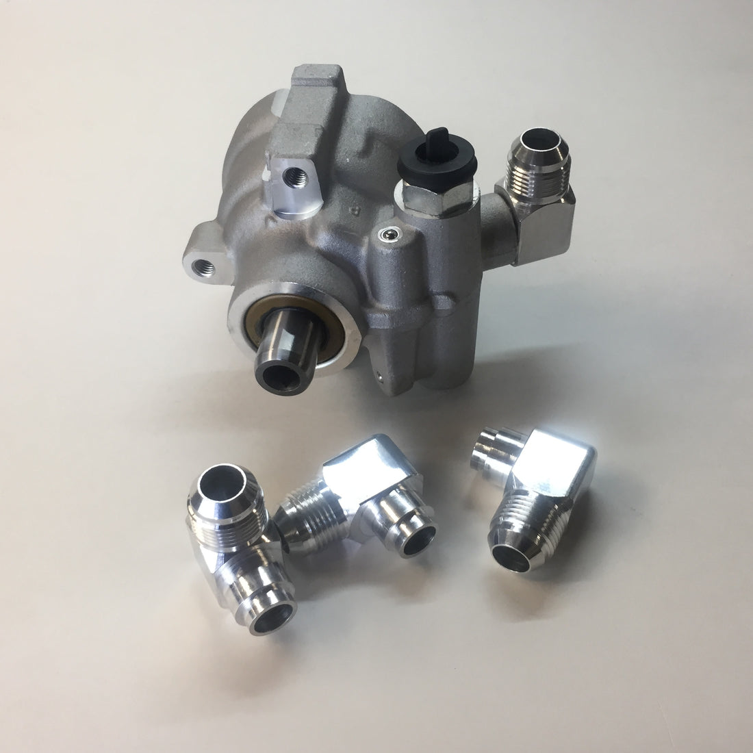 Press-IN 90 Degree -10AN Power Steering Pump Resivoir Inlet Fitting